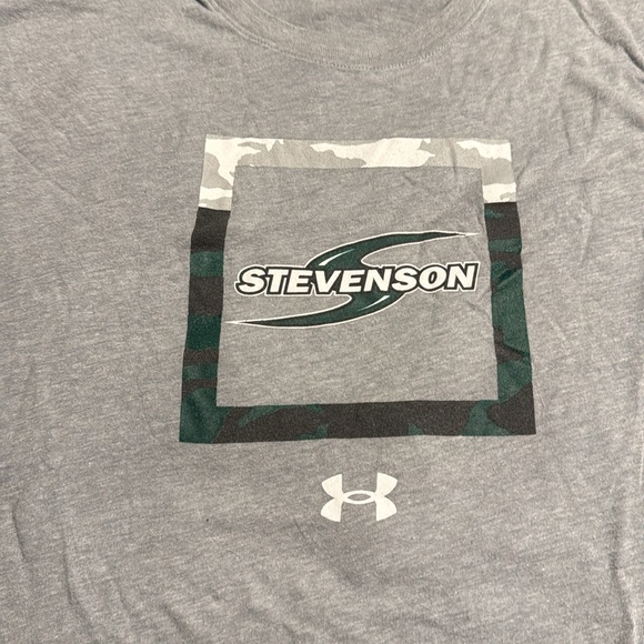 Under Armour, grey Stevenson T-shirt size XXL. - Picture 2 of 4